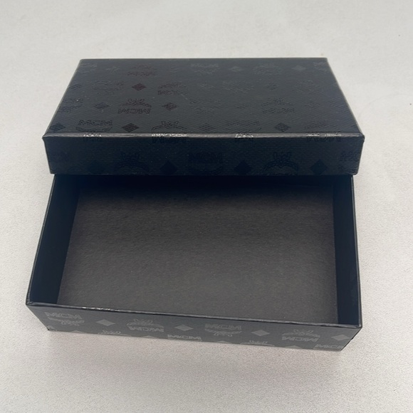 Authentic MCM Black Wallet Box - Picture 9 of 11
